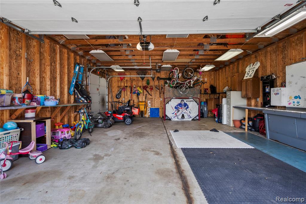 48425 Romeo Plank Road, Macomb, MI 48044 — Photo 23