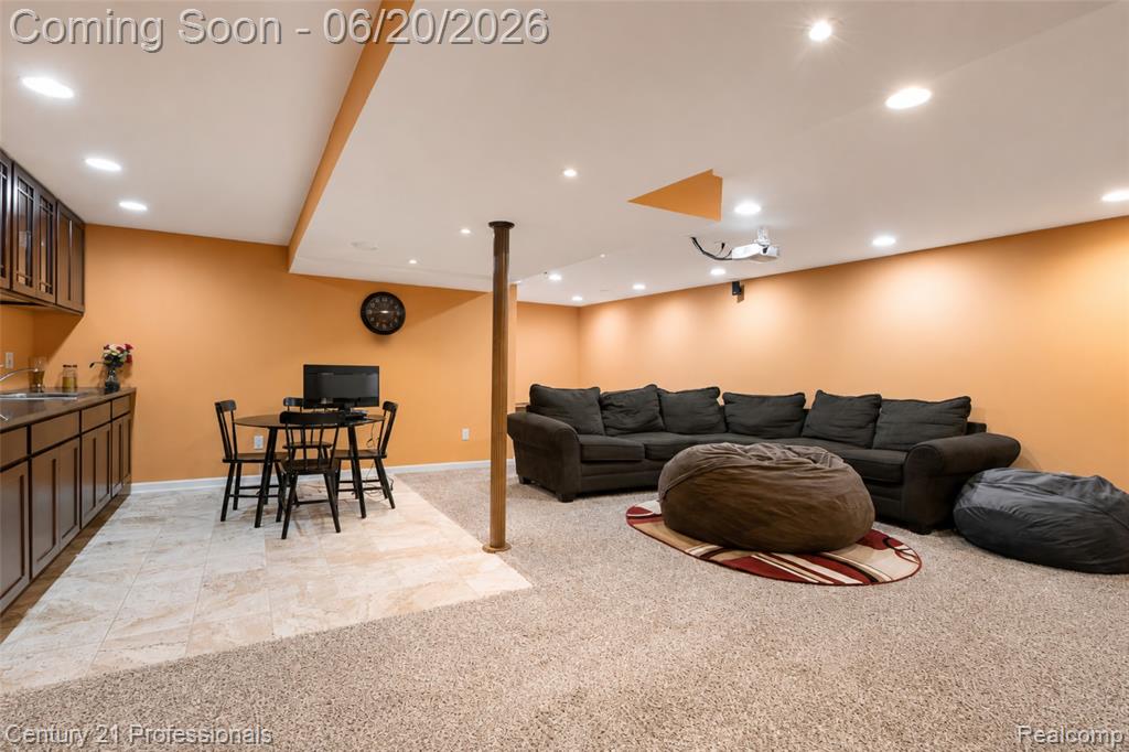 45248 Bartlett Drive, Novi, MI 48377 — Photo 48