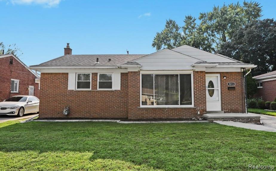 9213 Virgil Avenue, Redford, MI 48239 — front exterior