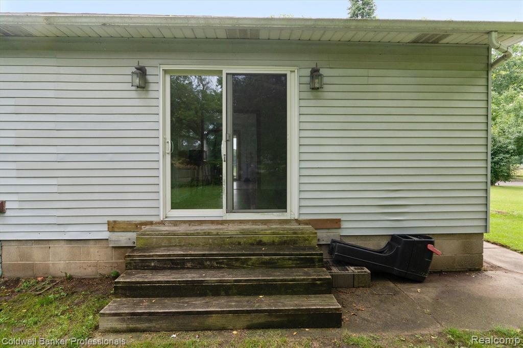 326 EAST Street, Holly, MI 48442 — Photo 23