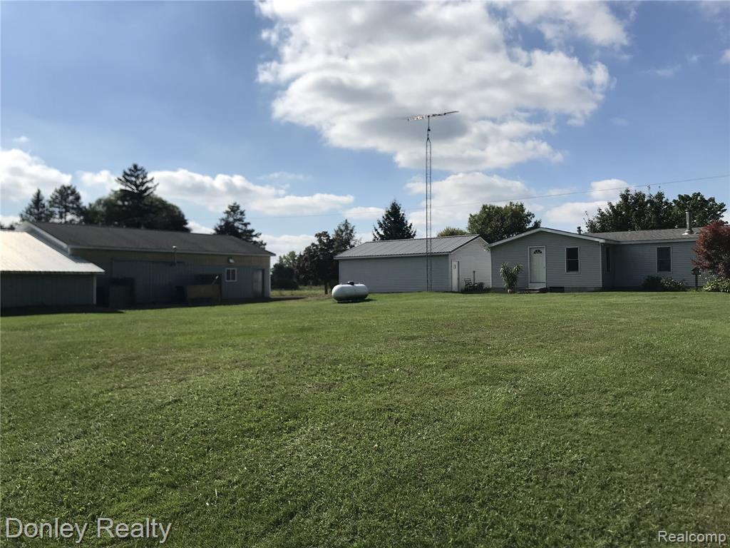 6767 White Creek Road, Marlette, MI 48453 — Photo 2