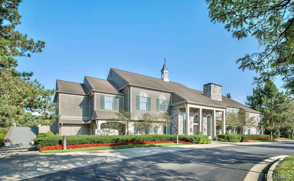 479 Newburne Pointe, Bloomfield Hills, MI 48304 — Photo 35