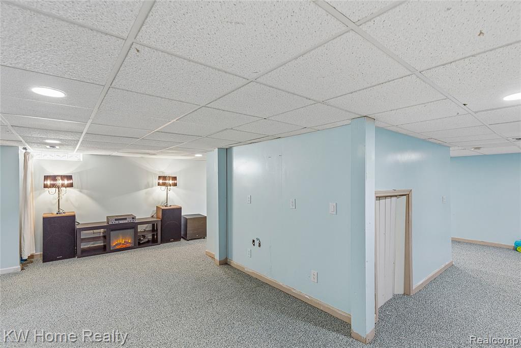 16102 Orchard Drive, Southgate, MI 48195 — Photo 32