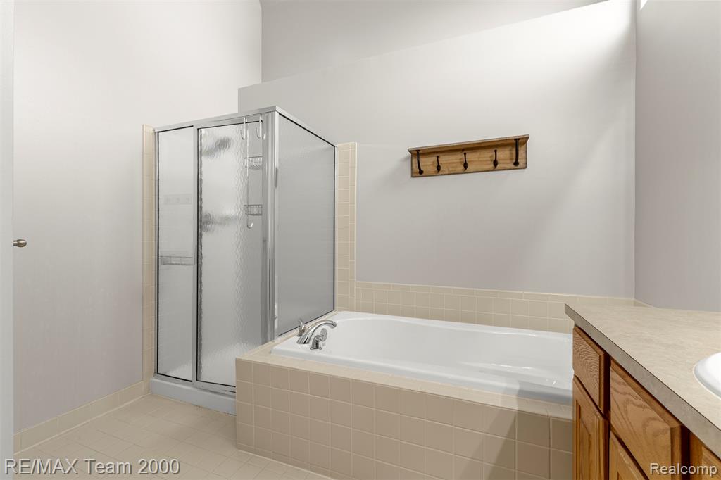 7314 Village Park Drive, Clarkston, MI — Photo 36