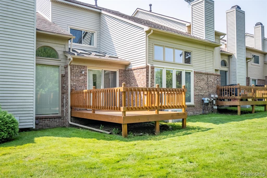 4230 BRECKENRIDGE Drive, West Bloomfield, MI — Photo 2