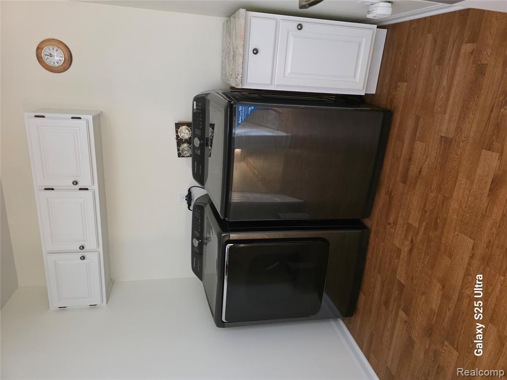 7098 Saint Charles Place, Kalamazoo, MI 49009 — Photo 25