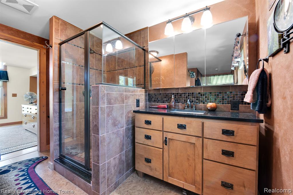 5695 NORMAN Road, MI 48032 — Photo 26