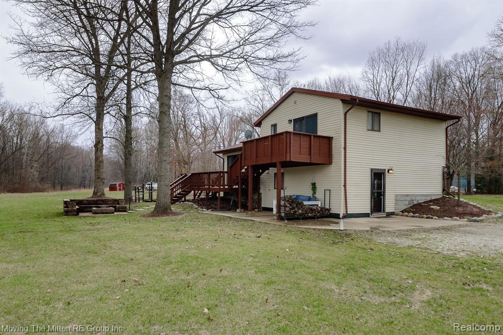 21775 Clemmons Court, Belleville, MI 48111 — Photo 35