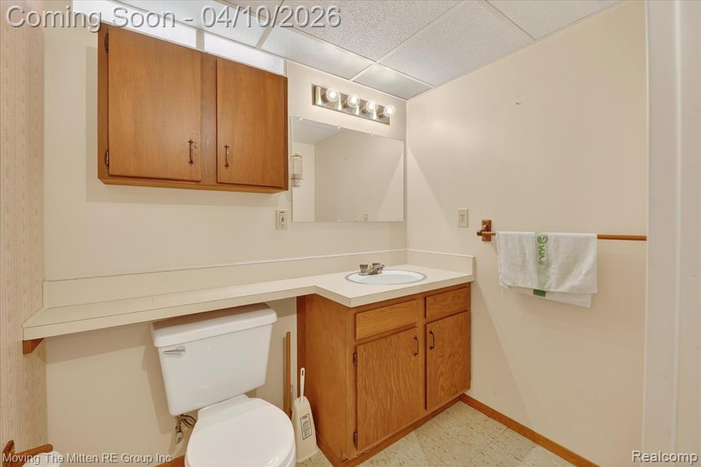 6623 N Silvery Lane, Dearborn Heights, MI 48127 — Photo 32