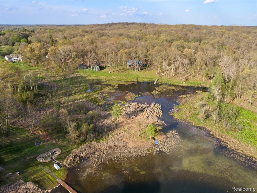 1653 INDIAN GARDEN Lane, Milford, MI 48380 — Photo 14
