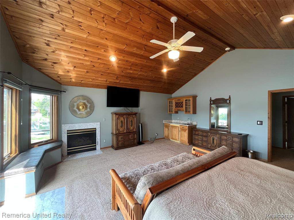4533 Horseshoe Drive, Waterford, MI 48328 — Photo 24
