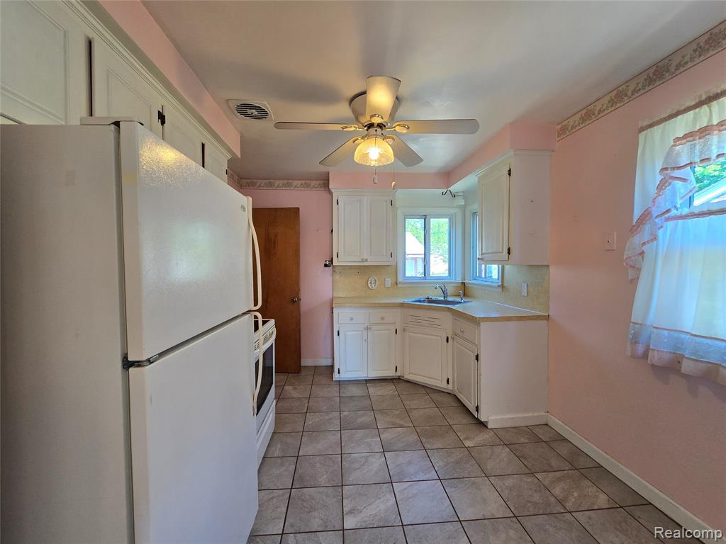 410 Central Street, Inkster, MI 48141 — Photo 6