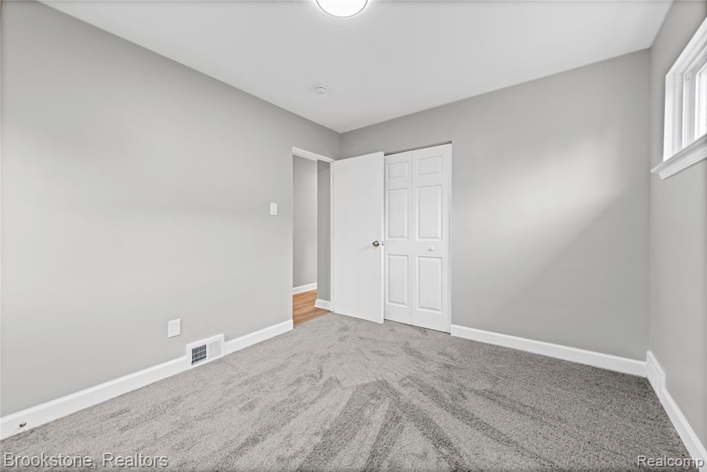 9025 Appleton, Redford, MI 48239 — Photo 13