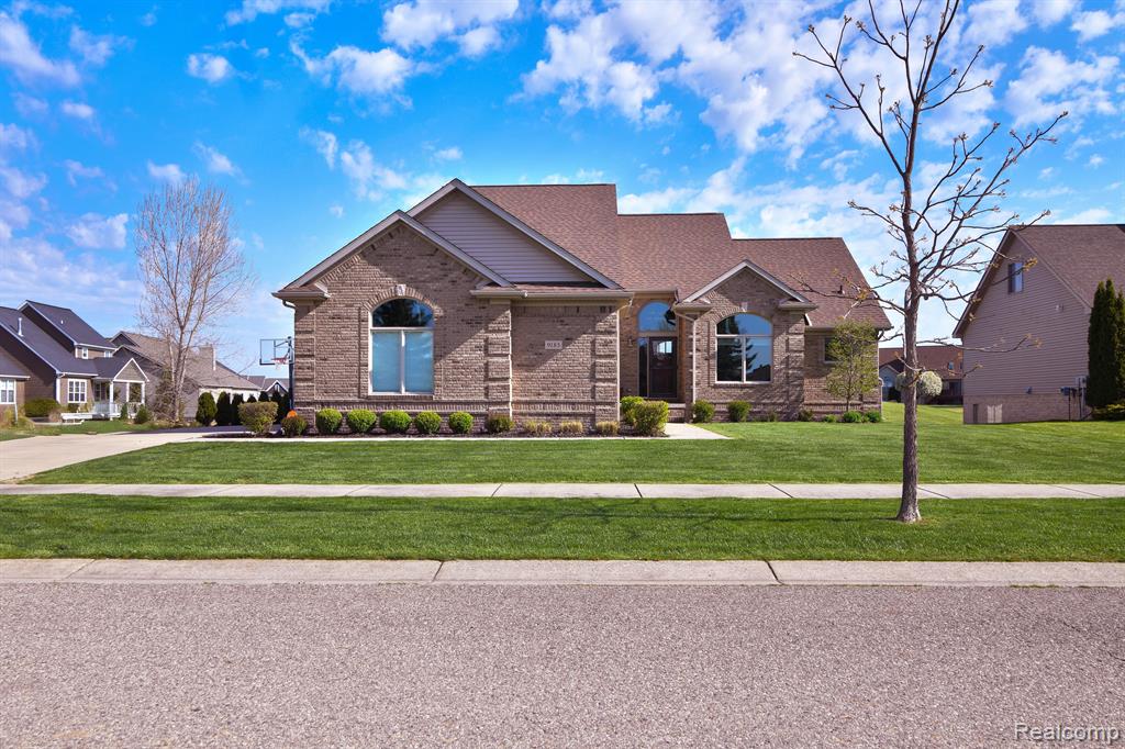 9185 COPPER RIDGE Drive, Davison, MI 48423 — Photo 4