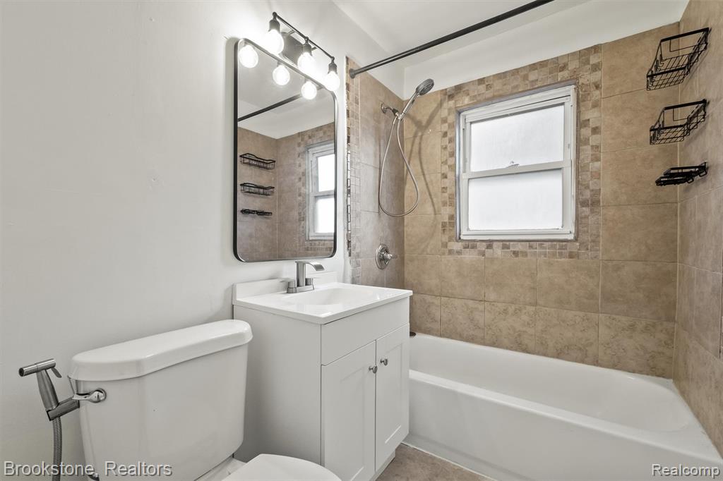 5689 Cornell Street, Dearborn Heights, MI 48125 — Photo 12