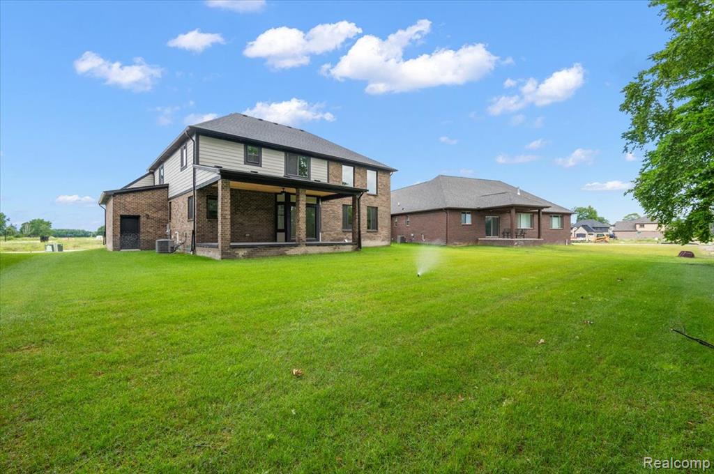 24318 Tullymore Drive, Macomb, MI 48042 — Photo 14
