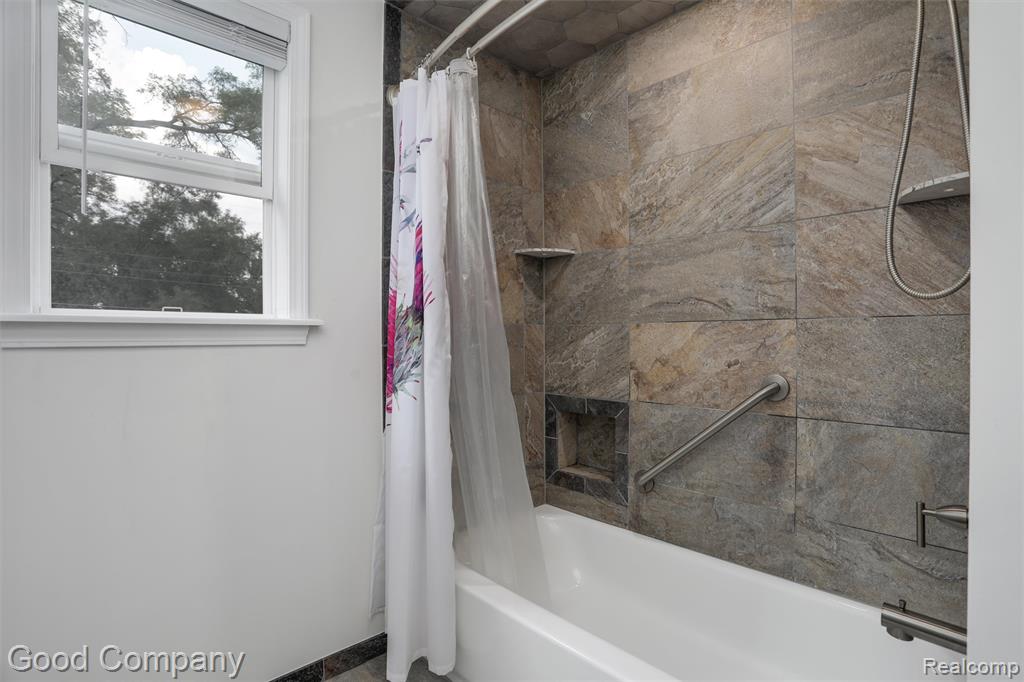 1727 E Elza Avenue, Hazel Park, MI 48030 — Photo 28