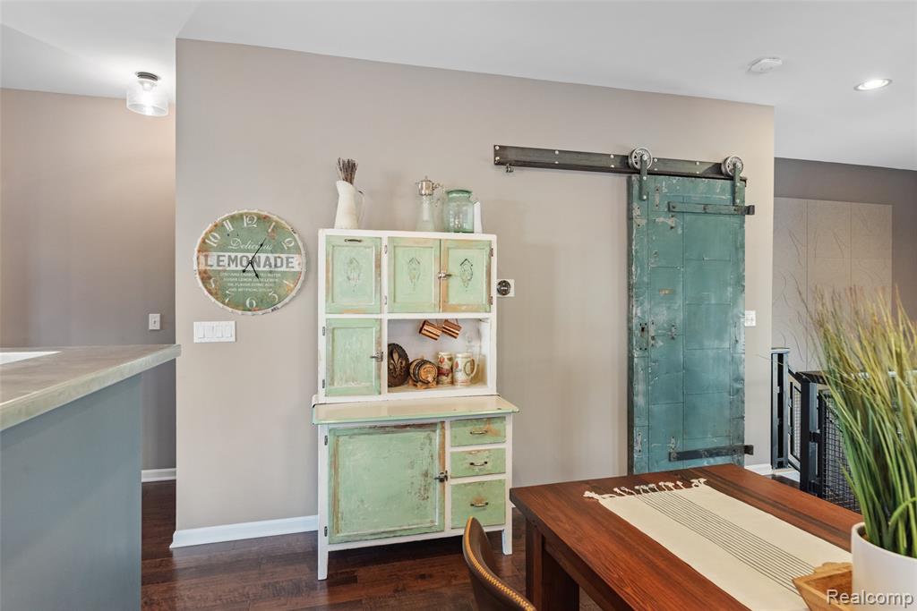 304 E Palmer Street, Detroit, MI 48202 — Photo 10