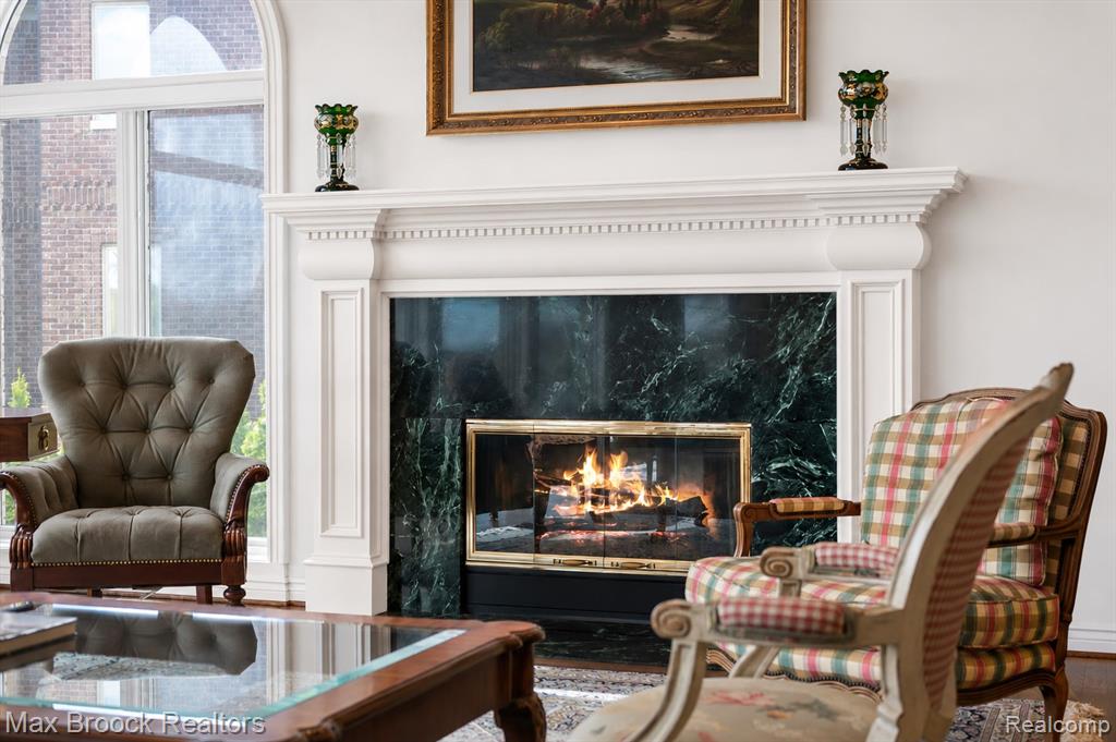 1832 Long Lake Shore Drive, Bloomfield Hills, MI 48302 — Photo 17