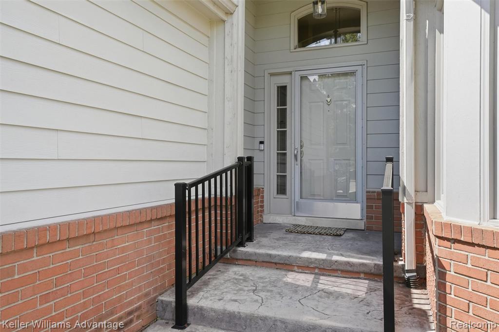 47796 Arbor Trail, Northville, MI 48168 — Photo 4