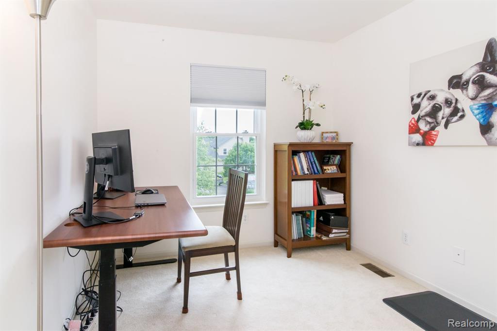 3251 DUNWOODIE Road, Ann Arbor, MI 48105 — Photo 45
