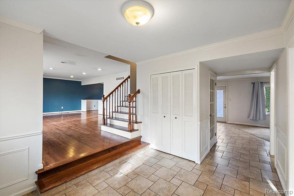 16490 OLD BEDFORD Road, Northville, MI 48168 — Photo 4