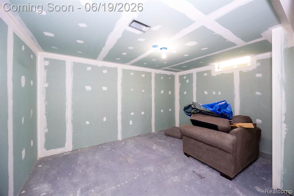 17680 Fox Glen Drive, Riverview, MI 48193 — Photo 41