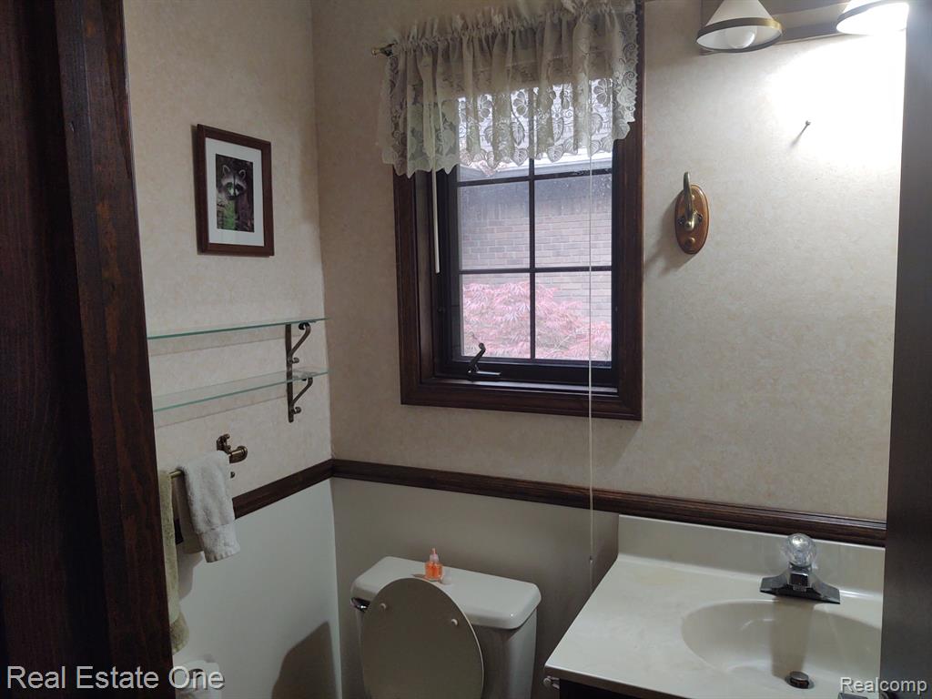 8841 FOSTER Road, Clarkston, MI — Photo 6