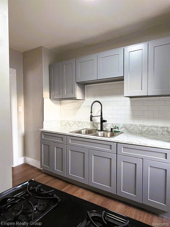 6441 Appoline Street, Dearborn, MI 48126 — Photo 9