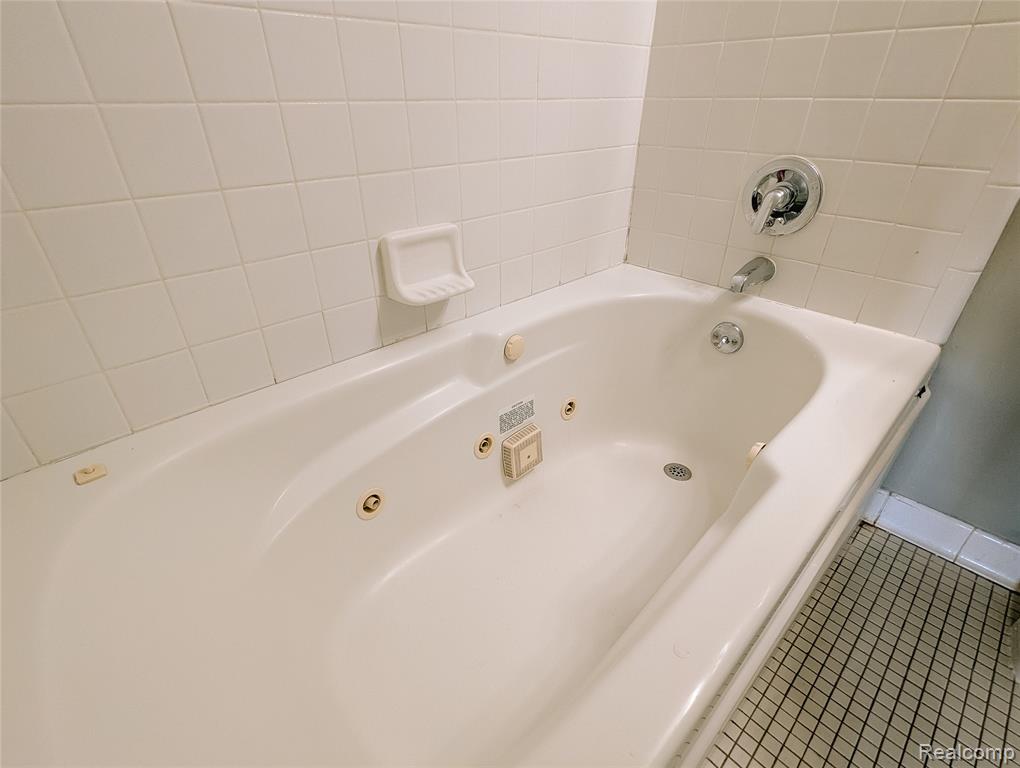 22700 Garrison Street, 906, Dearborn, MI 48124 — Photo 25