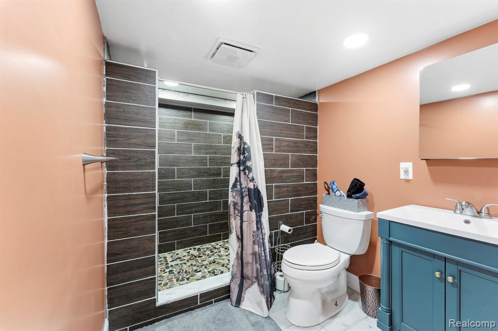448 Bondie Street, Wyandotte, MI 48192 — Photo 17