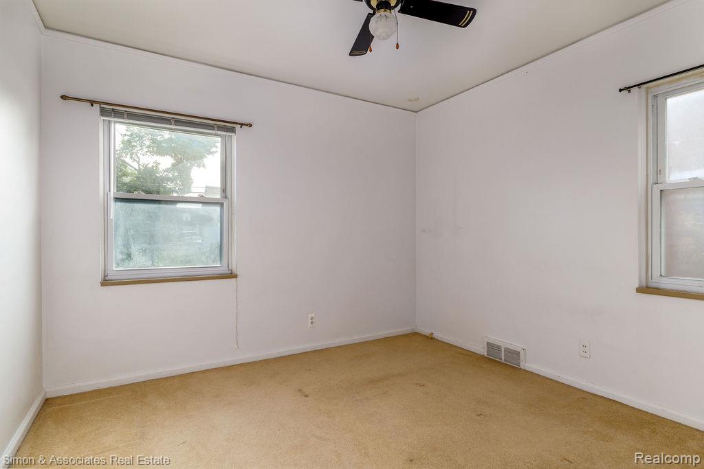 6109 Barrie Street, Dearborn, MI 48126 — Photo 12