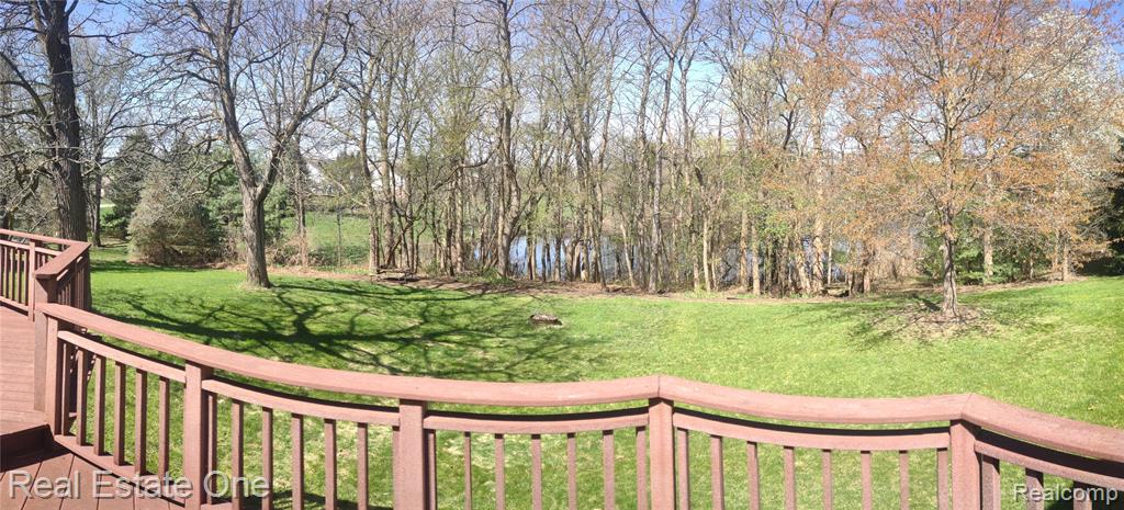 743 Aaron Drive, Highland, MI — Photo 5