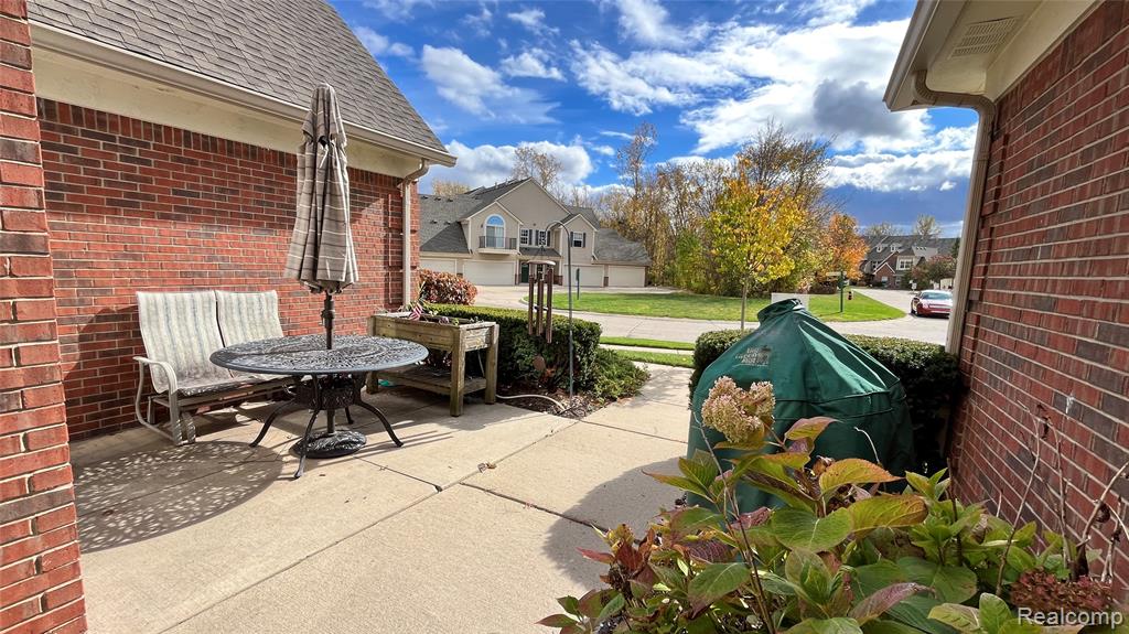 7635 Ambassador Drive, Shelby Twp, MI 48316 — Photo 5