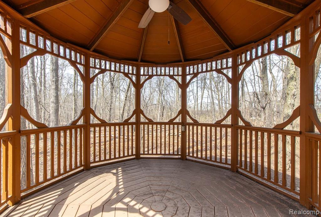 7252 Autumn Hill Drive, West Bloomfield, MI 48323 — Photo 55