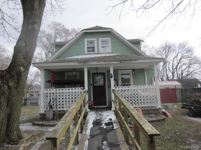 907 Wayne Street, Jackson, MI 49202