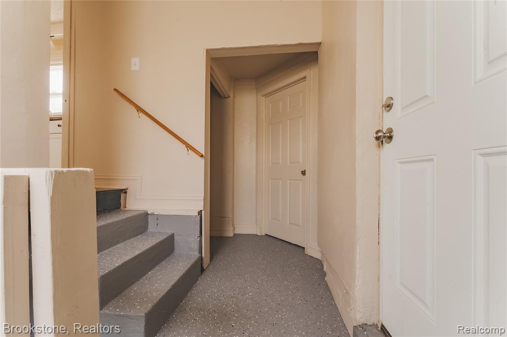 103 W Cornell Avenue, Pontiac, MI 48340 — Photo 19