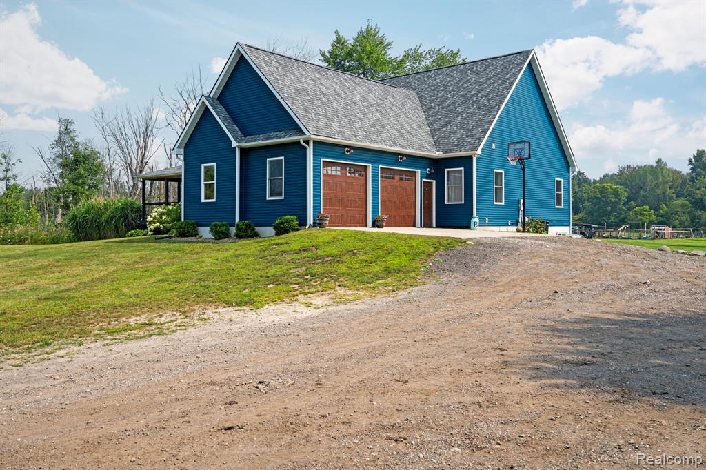 10465 Seymour Road, Gaines Vlg, MI 48436 — Photo 35