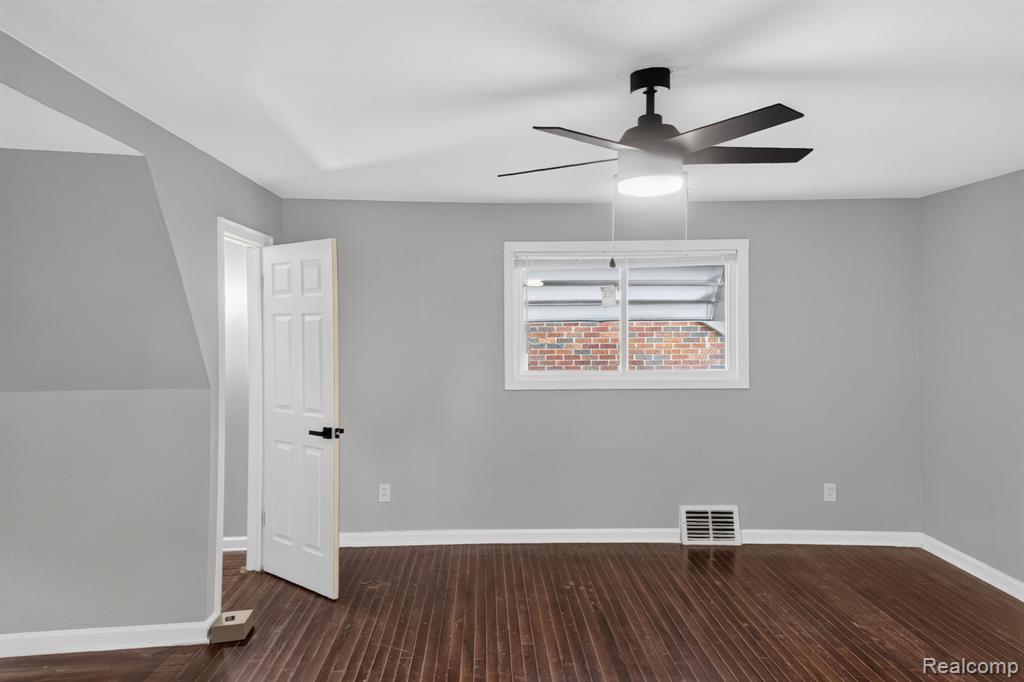 9297 McKinney Street, Detroit, MI 48224 — Photo 26