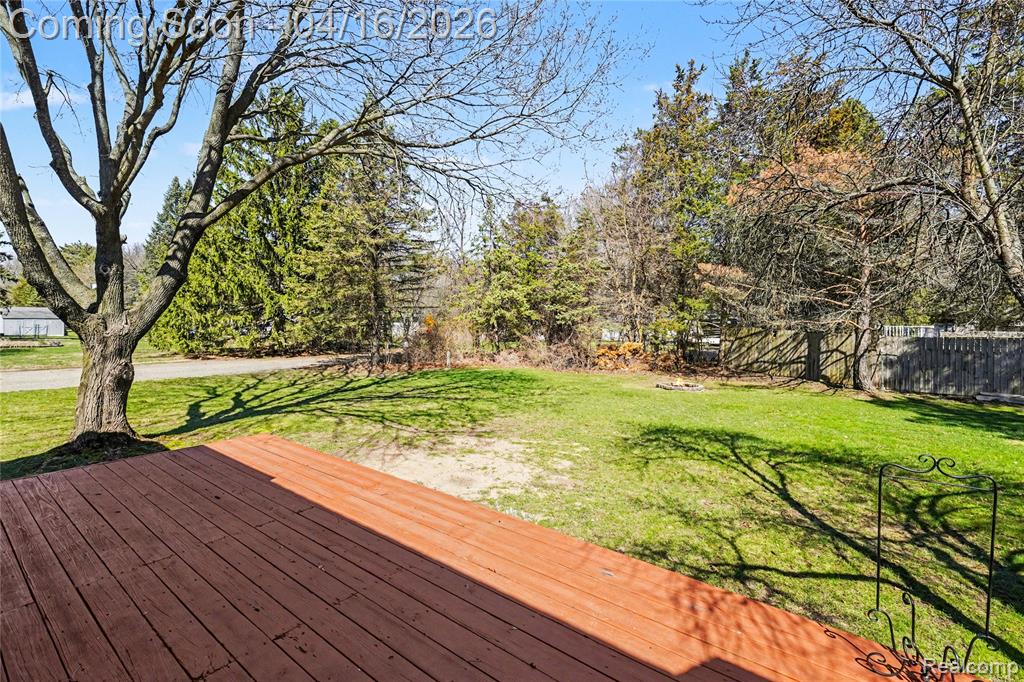5238 Kristi Lane, Commerce Twp, MI 48382 — Photo 17