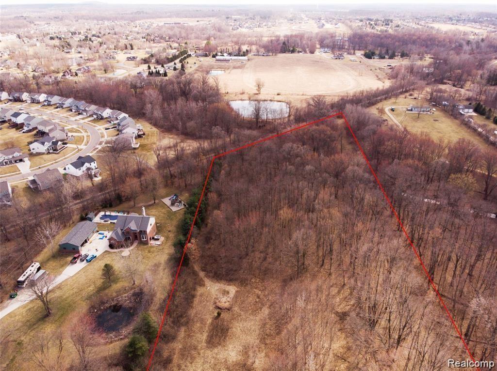 58405 TRAVIS Road, New Hudson, MI 48165 — Photo 8