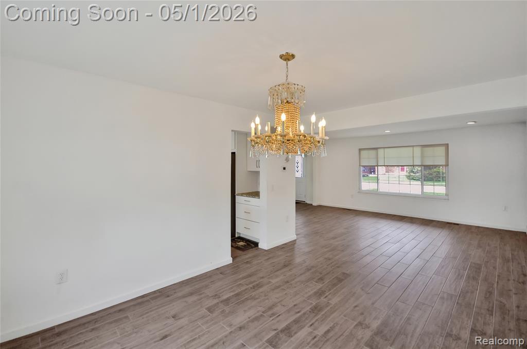 1100 Shallowdale Drive, Troy, MI 48085 — Photo 16