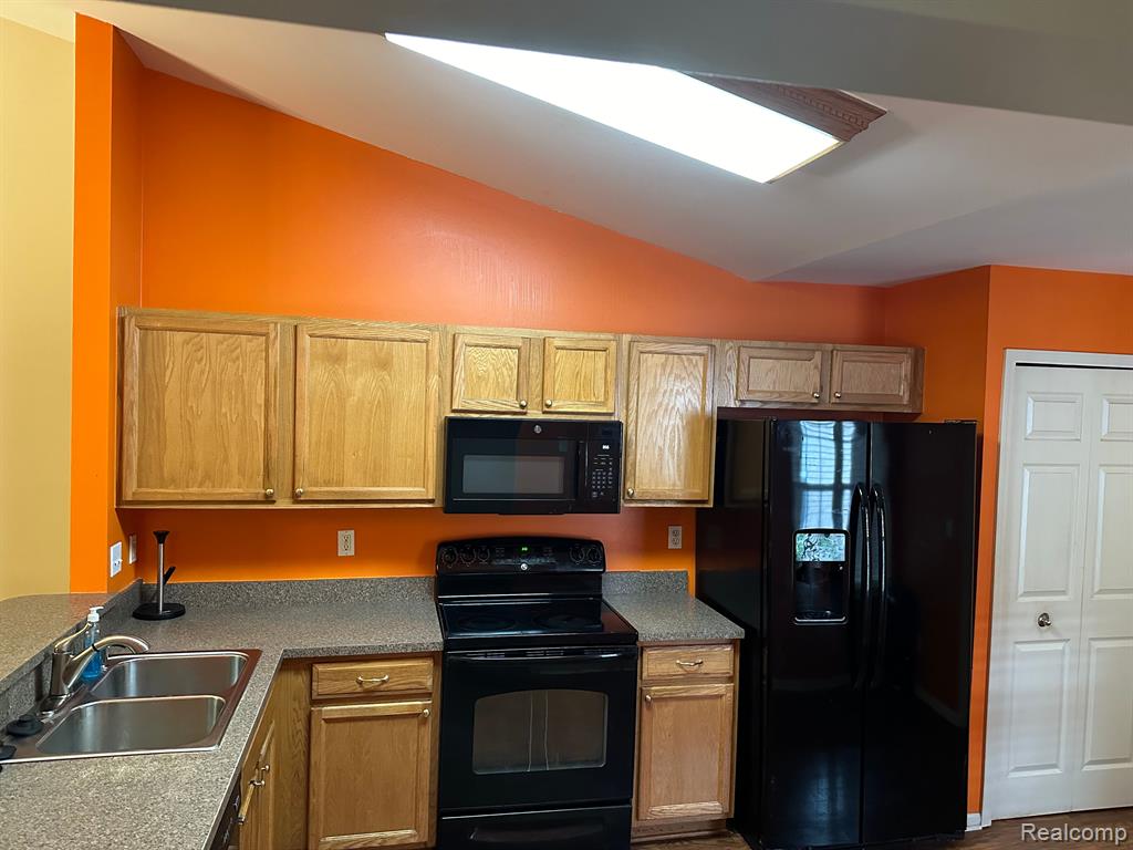22780 REDWOOD Lane, Taylor, MI 48180 — Photo 7