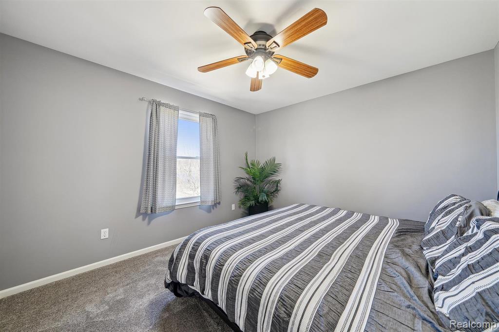 707 BAY POINTE Drive, Oxford, MI 48371 — Photo 29