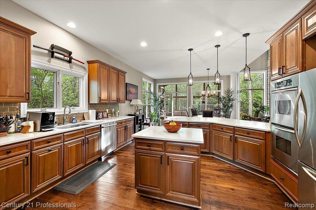 4735 OAKHURST RIDGE Road, Clarkston, MI 48348 — Photo 23