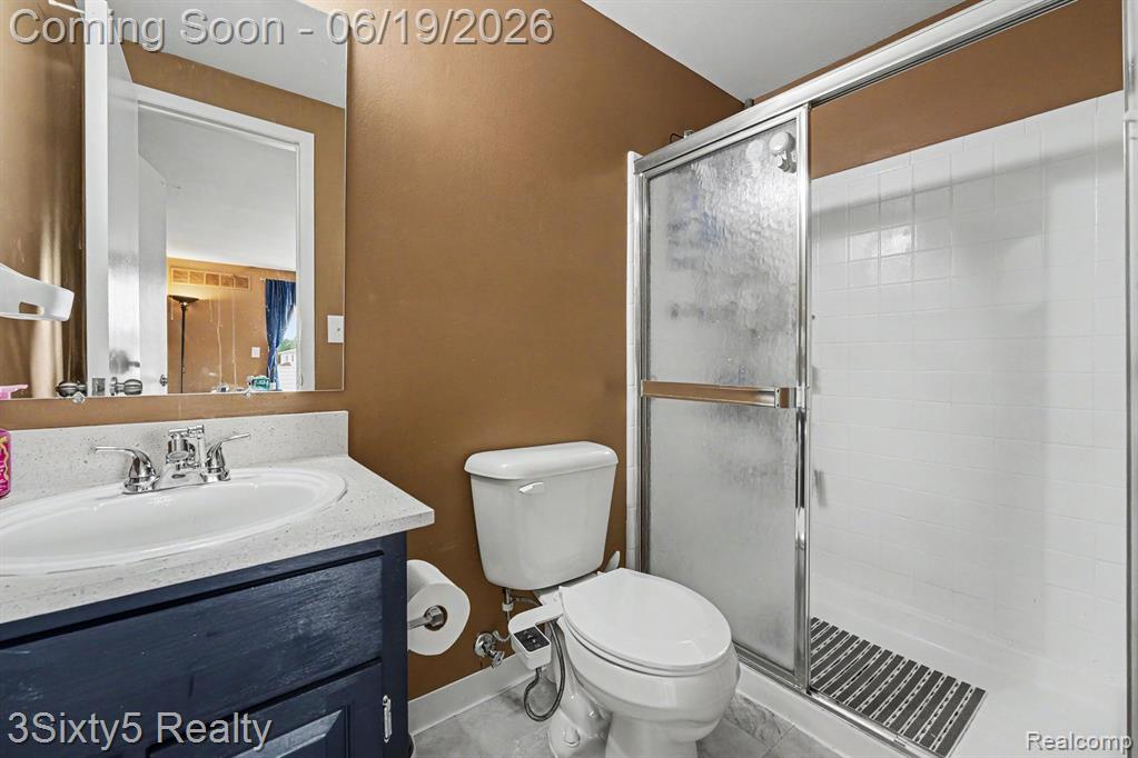 37592 Garden Court, Westland, MI — Photo 12