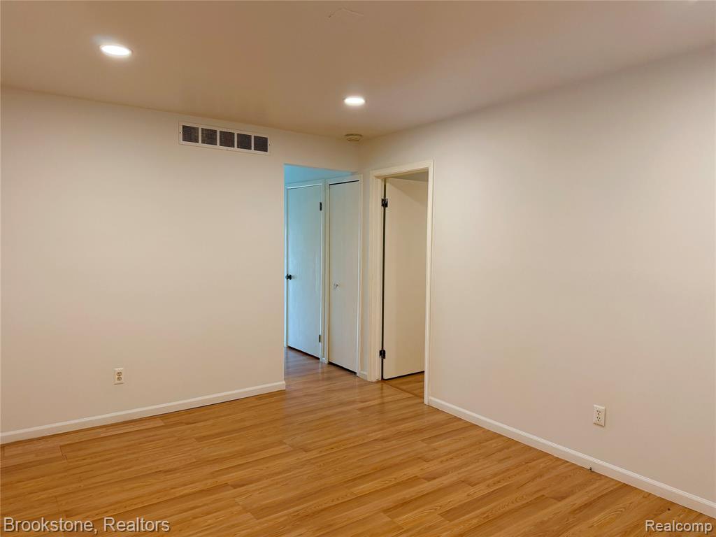 8401 18 Mile Road, 196, Sterling Heights, MI 48313 — Photo 4