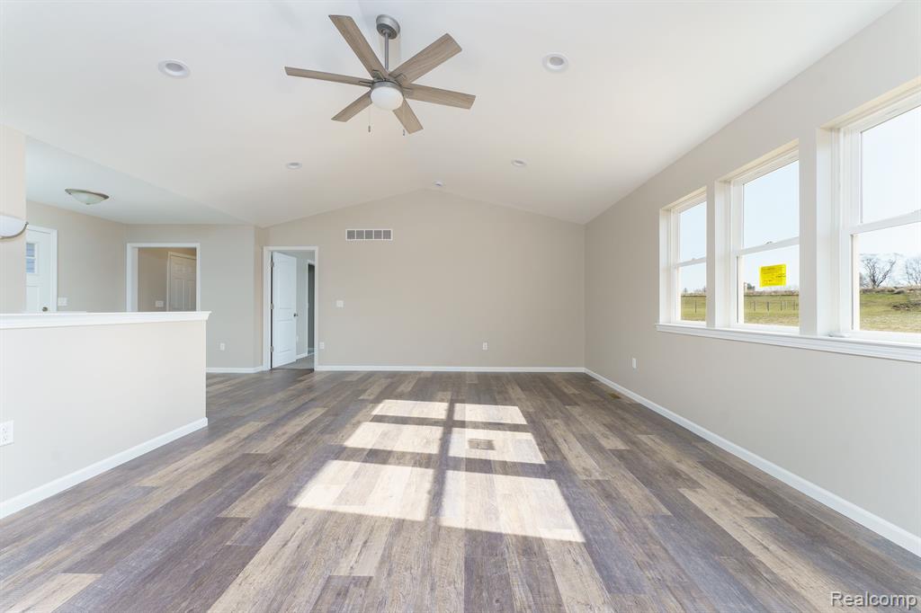 2105 ADELINES Way, Fowlerville, MI 48836 — Photo 5