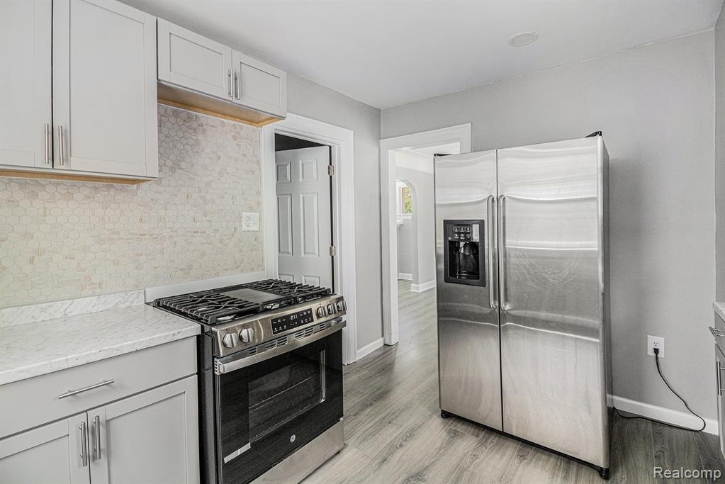 8040 Coyle Street, Detroit, MI 48228 — Photo 7