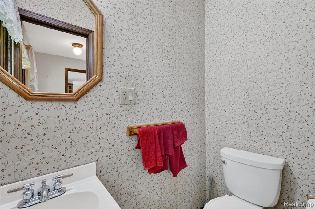 8668 Cooley Beach Drive, White Lake, MI — Photo 23